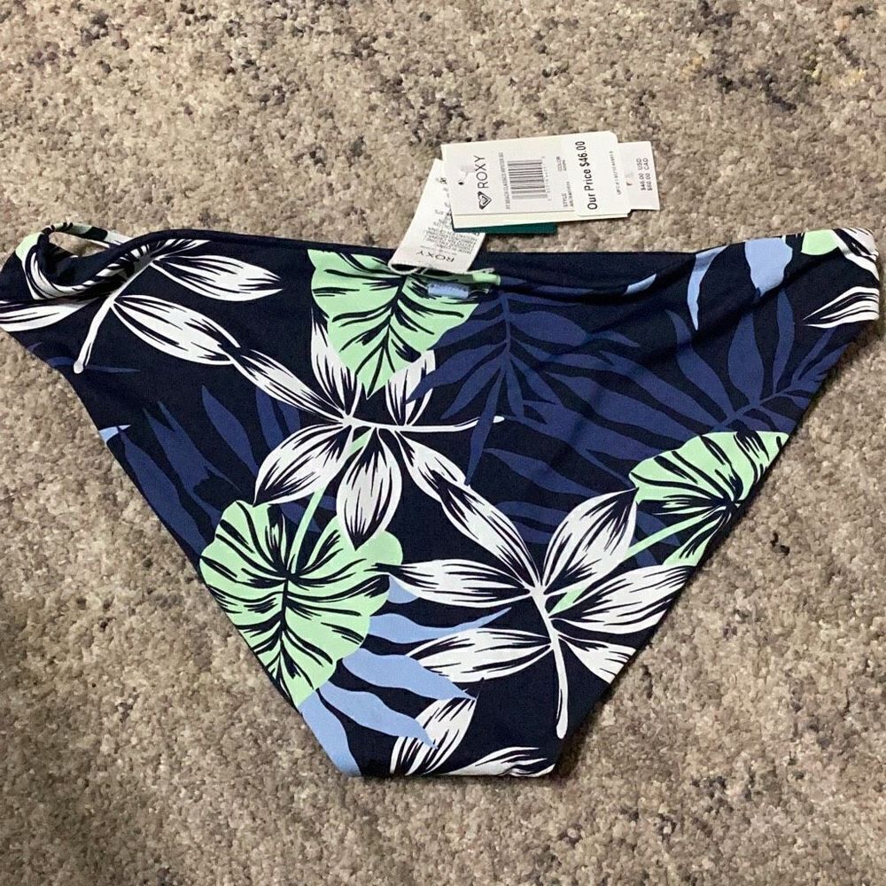 New. ROXY navy hipster bikini bottom. XL - Picture 9 of 9
